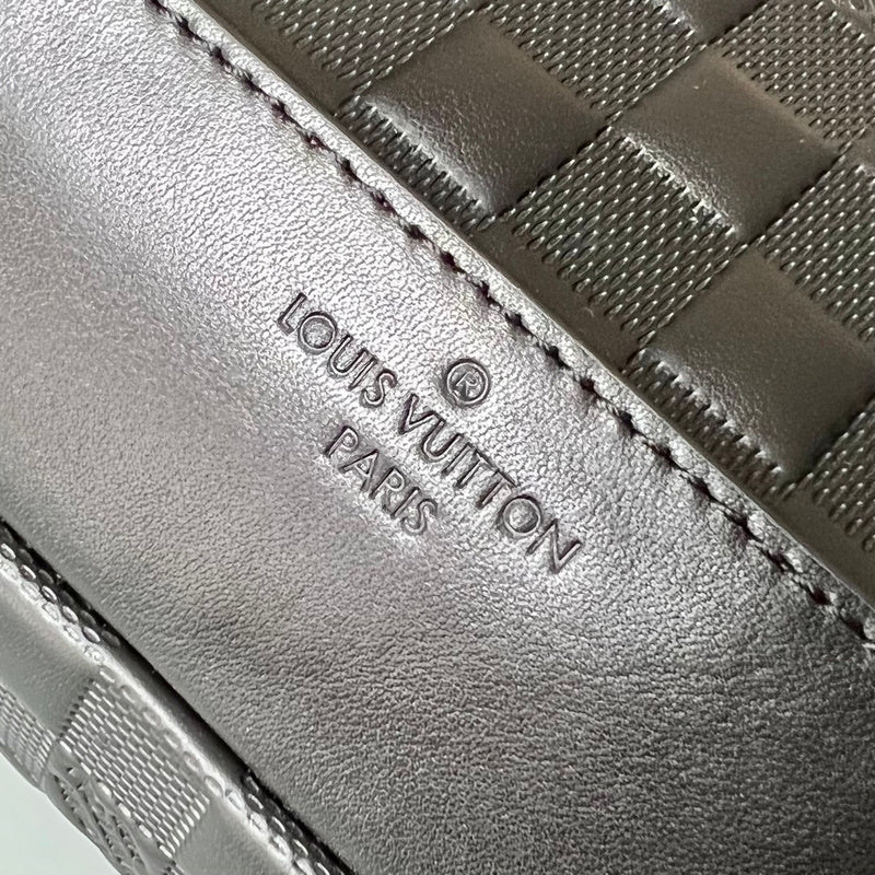 LOV - Luxurious Totes - 1209