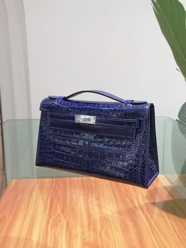 HMS - Luxurious Totes - 015