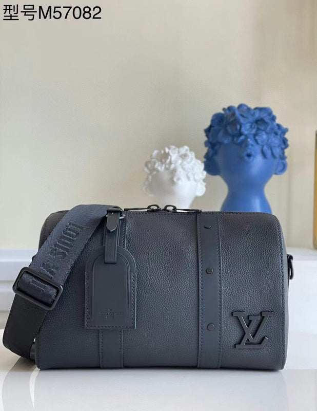 LOV - Luxurious Totes - 2236