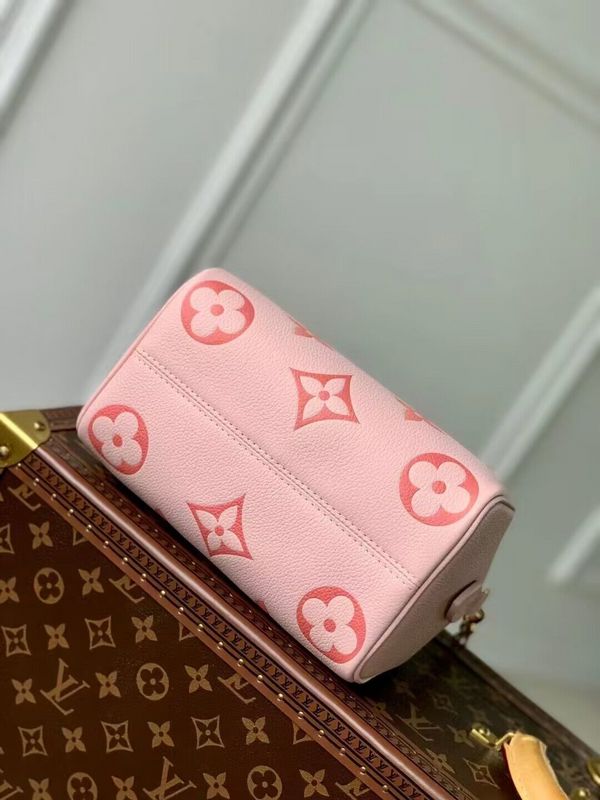 LOV - Luxurious Totes - 221