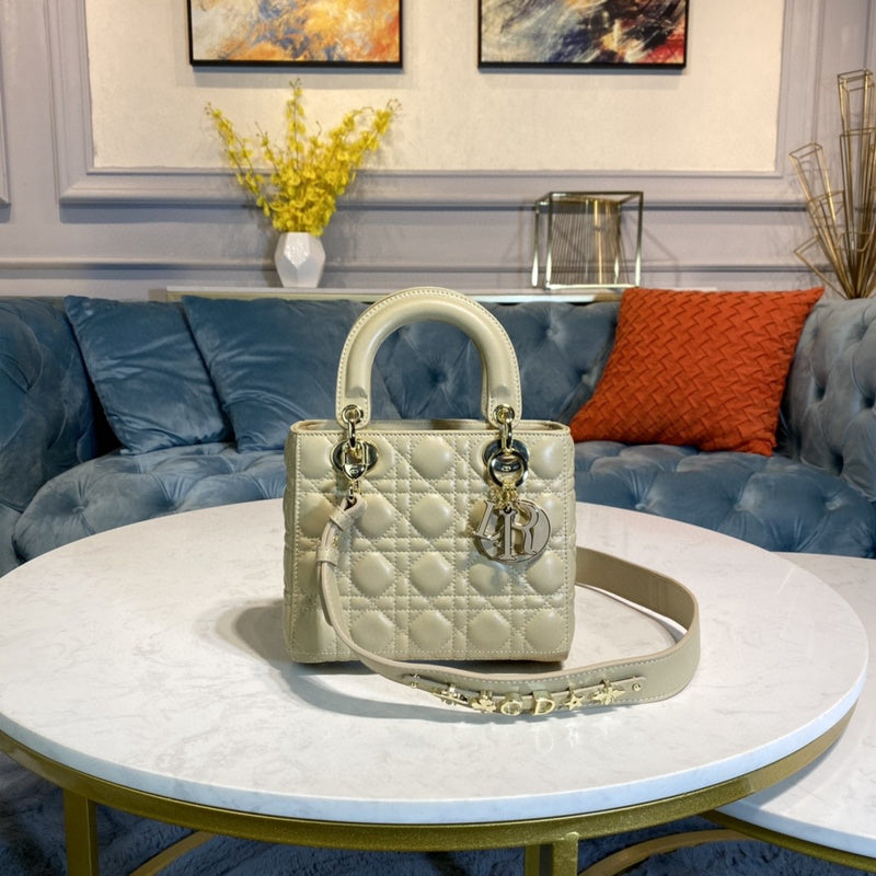 Luxurious Totes - Latest - 6318