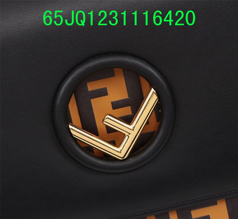 GC - Shoulder - 3511