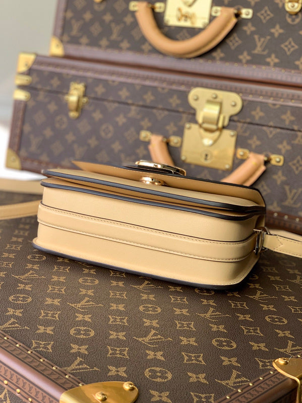 Luxurious Totes - Latest - 1264