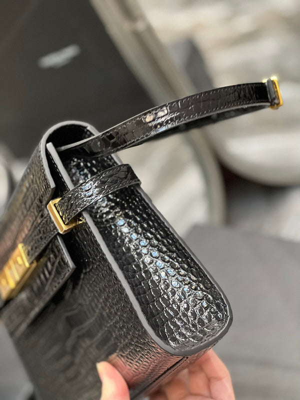 Luxurious Totes - Latest - 8195
