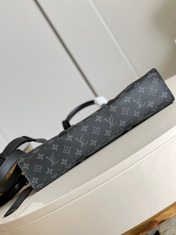 LOV - Luxurious Totes - 1471