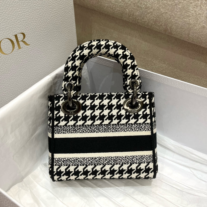 Luxurious Totes - Latest - 6205