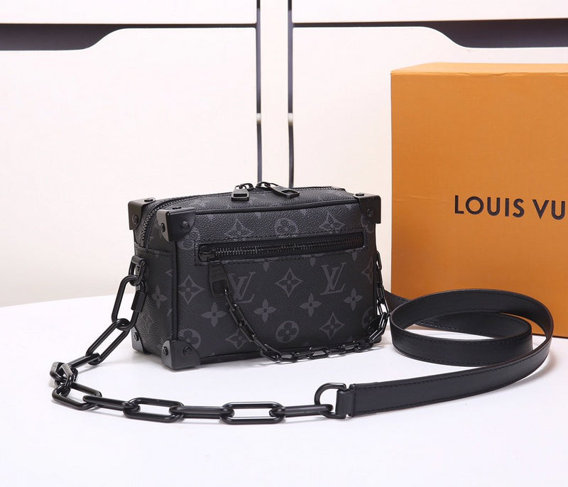 LOV - Luxurious Totes - 2674