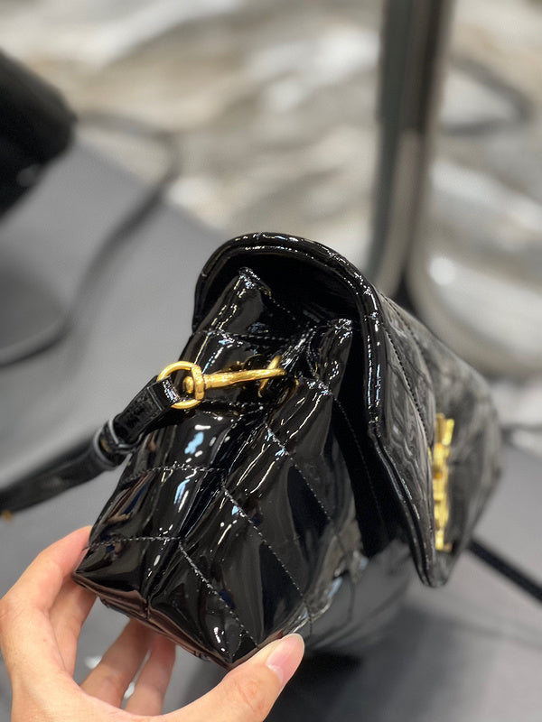 Luxurious Totes - Latest - 8070