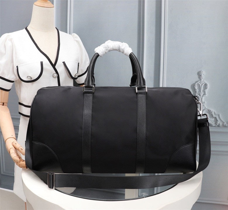 PDA - Luxurious Totes - 001