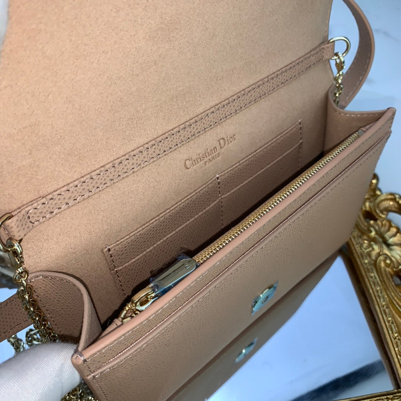 Luxurious Totes - Latest - 6379