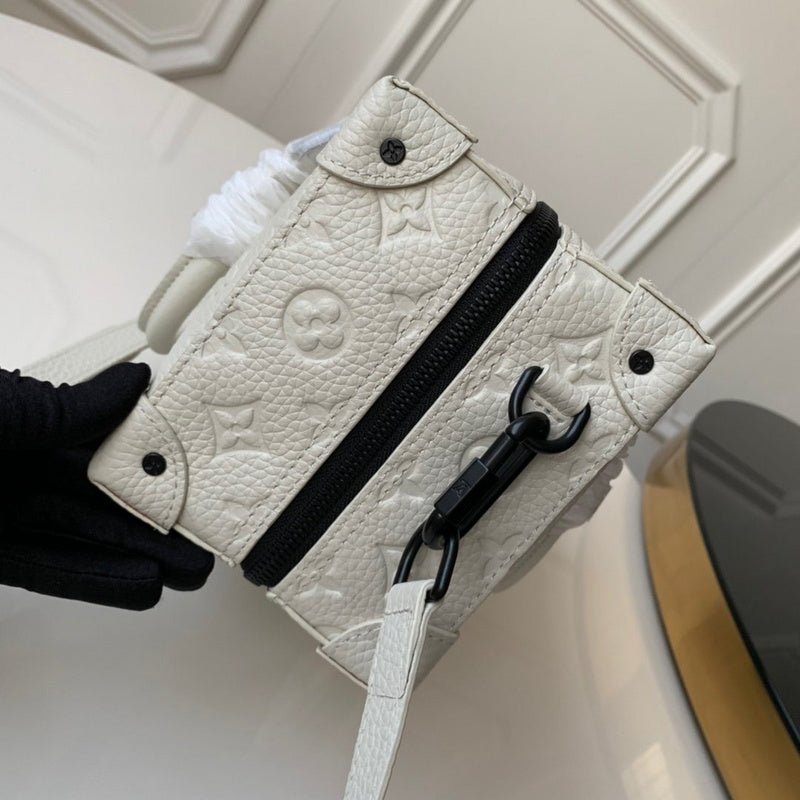LOV - Luxurious Totes - 2675