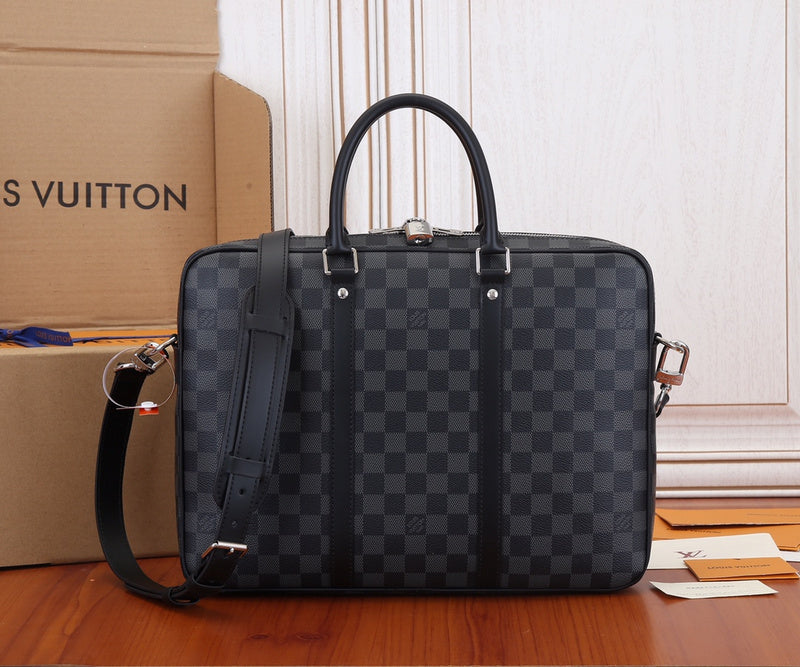 LOV - Luxurious Totes - 2549
