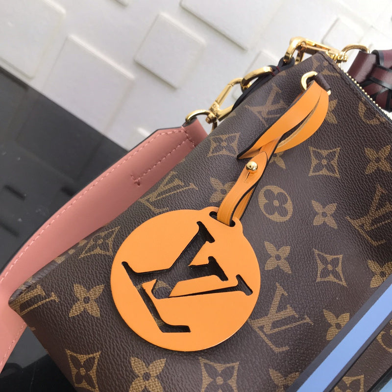 Luxurious Totes - Latest - 1596