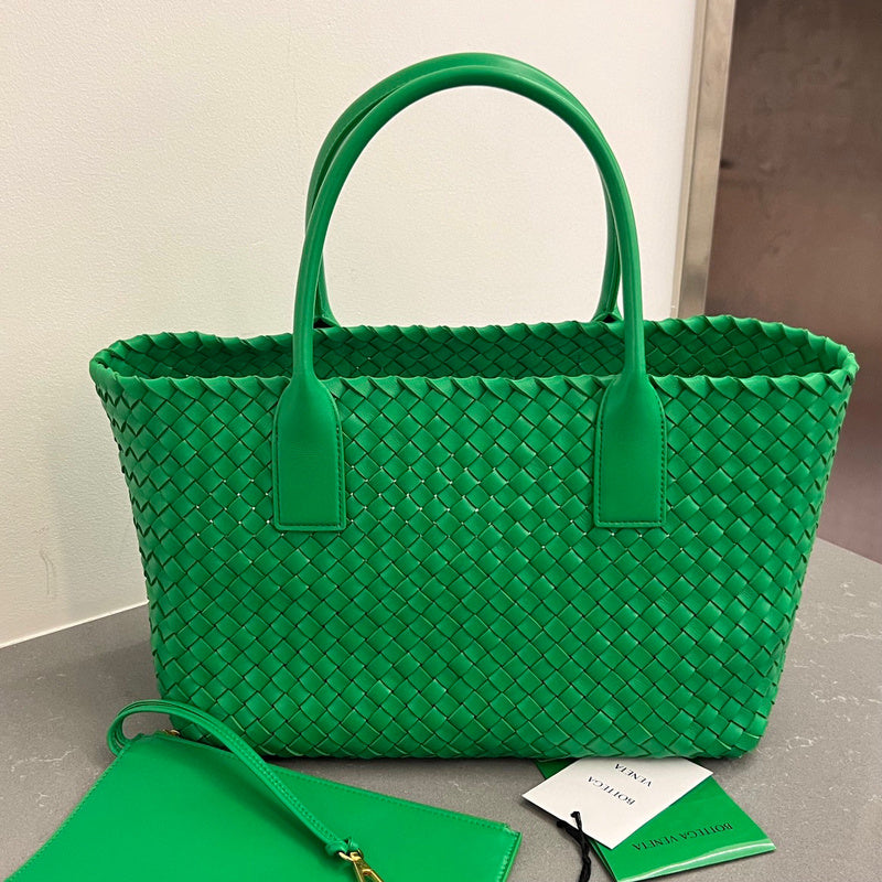 Luxurious-Totes - BV Bags - 1955