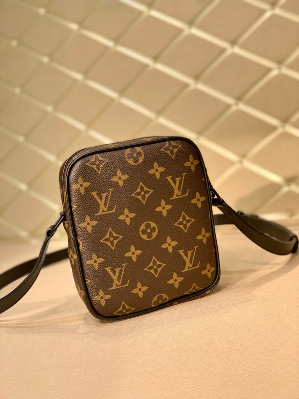Luxurious Totes - Latest - 844