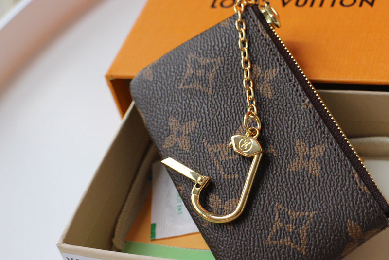 Luxurious Totes - Latest - 607