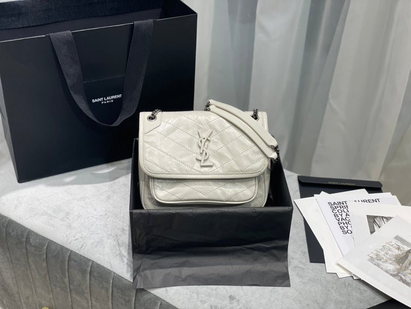 Luxurious Totes - Latest - 8563