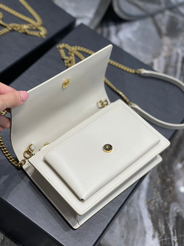 Luxurious Totes - Latest - 8234
