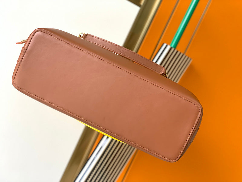 Luxurious Totes - Latest - 8584