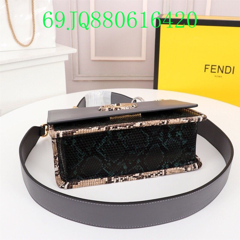 GC - Shoulder - 2890