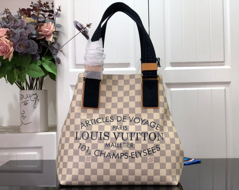 LOV - Luxurious Totes - 2218