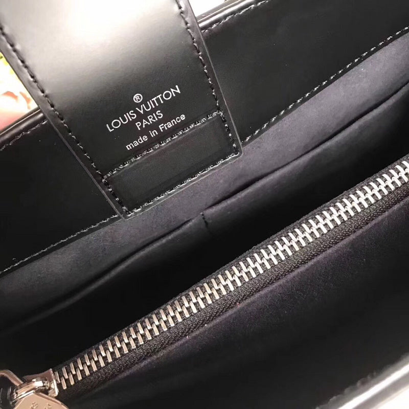 LOV - Luxurious Totes - 2350