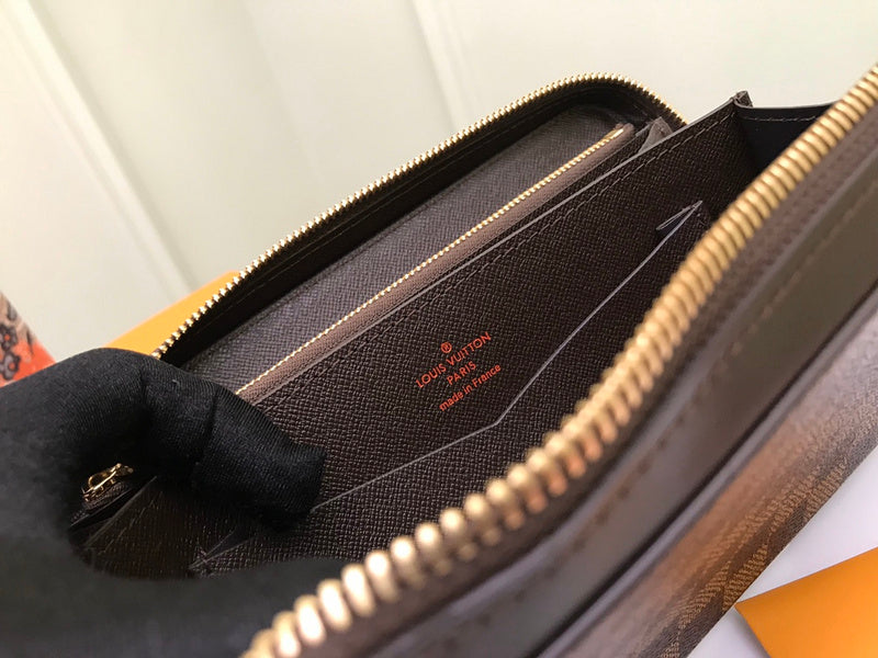 Luxurious Totes - Latest - 756