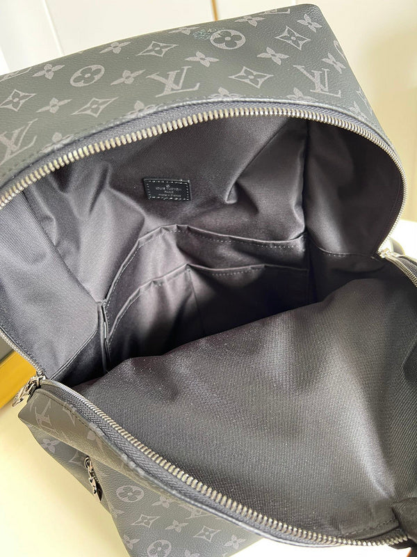LOV - Luxurious Totes - 2056
