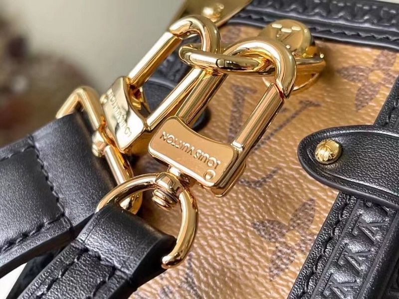 LOV - Luxurious Totes - 787
