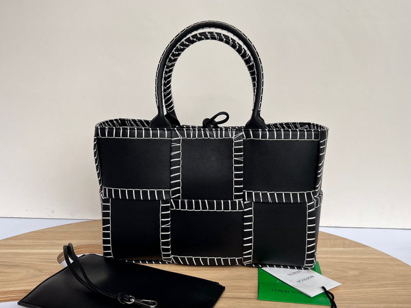 Luxurious-Totes - BV Bags - 2745