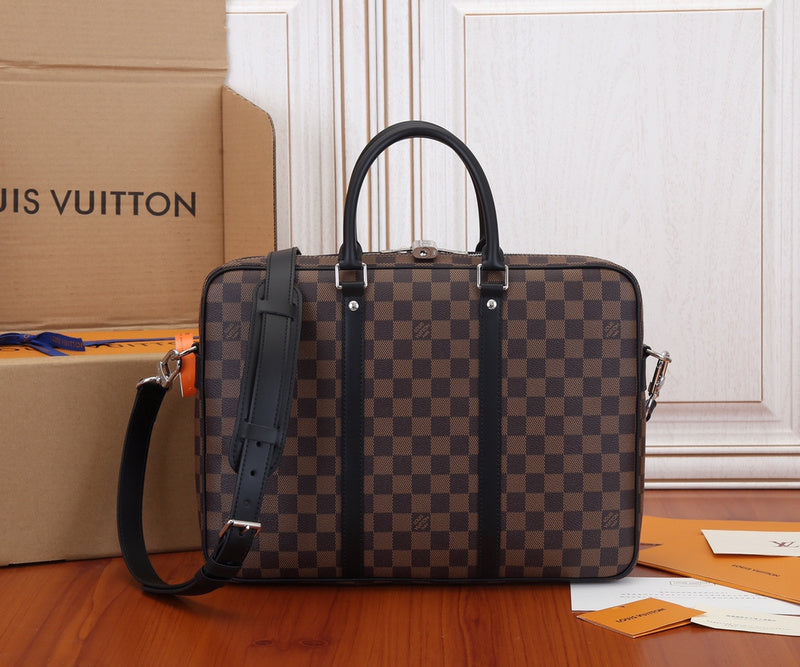 LOV - Luxurious Totes - 2550