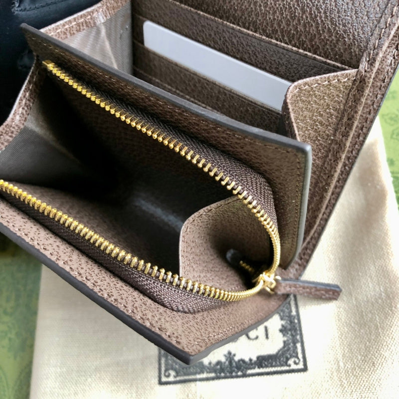 GUI - Luxurious Totes - 164