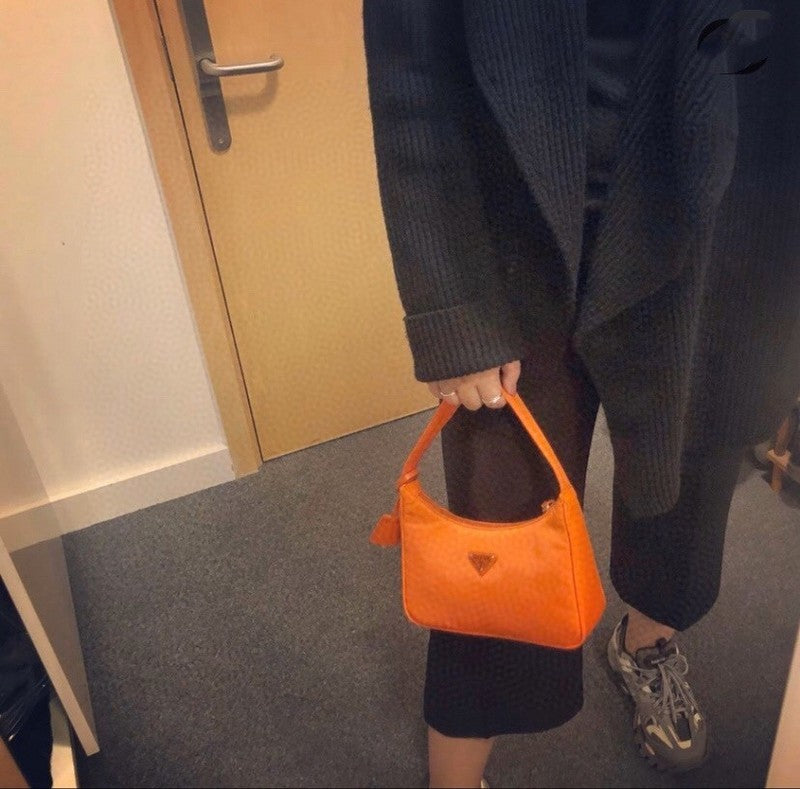 PDA - Luxurious Totes - 031