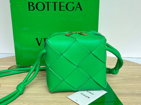Luxurious-Totes - BV Bags - 2219