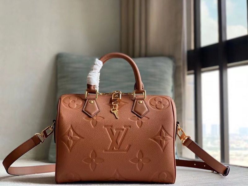 LOV - Luxurious Totes - 1106