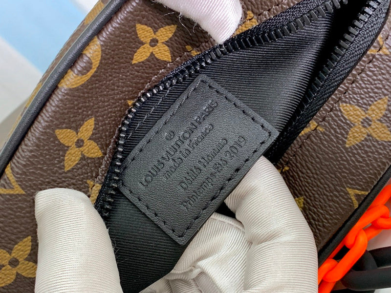 LOV - Luxurious Totes - 1938