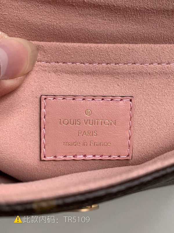 Luxurious Totes - Latest - 2359