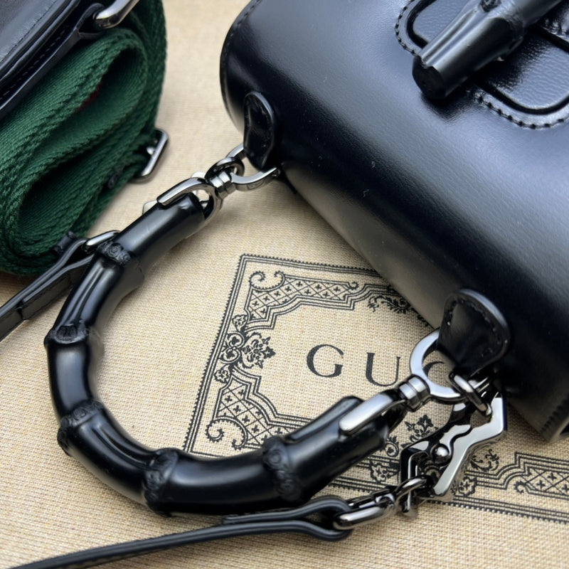 GUI - Luxurious Totes - 083