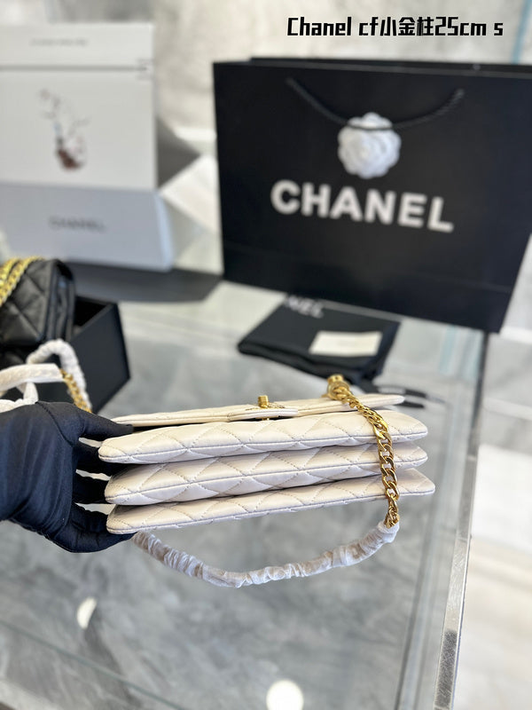 Luxurious Totes - CNL3 Bags - 376