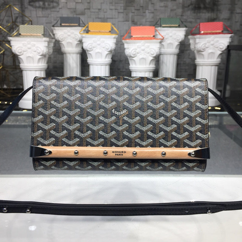 Lux-Totes - GOD Bags - 204