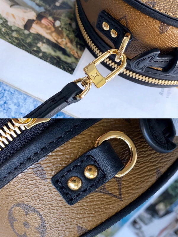 LOV - Luxurious Totes - 2608