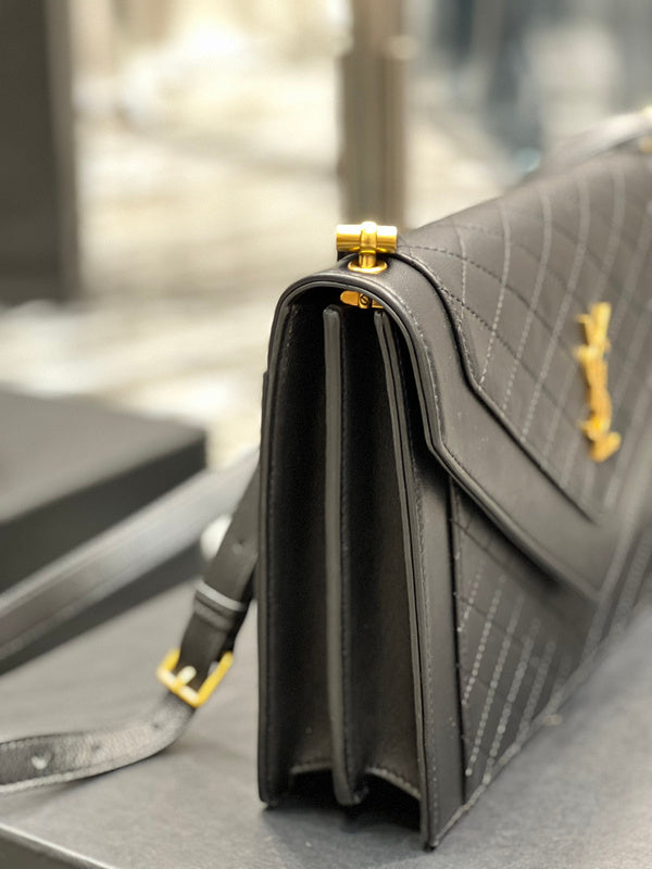 Luxurious Totes - Latest - 8275