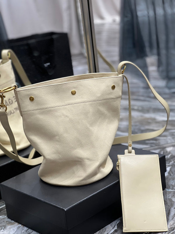 Luxurious Totes - Latest - 8035