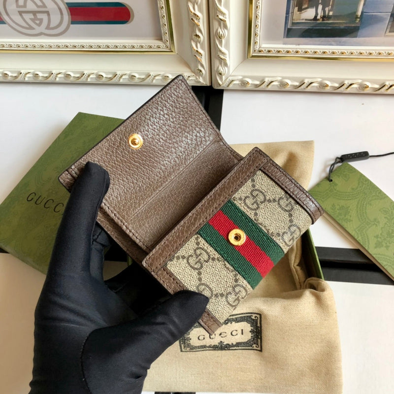 GUI - Luxurious Totes - 181