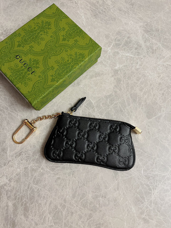 GUI - Luxurious Totes - 970