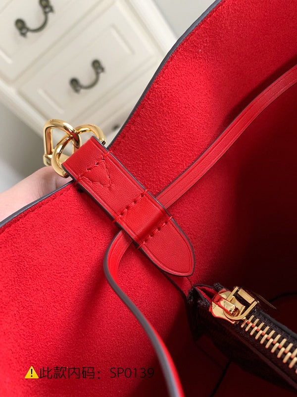 Luxurious Totes - Latest - 9764