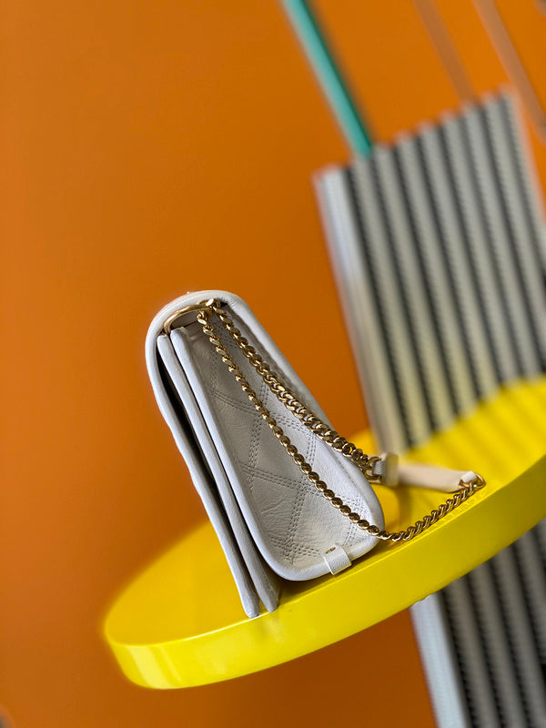 Luxurious Totes - Latest - 8619