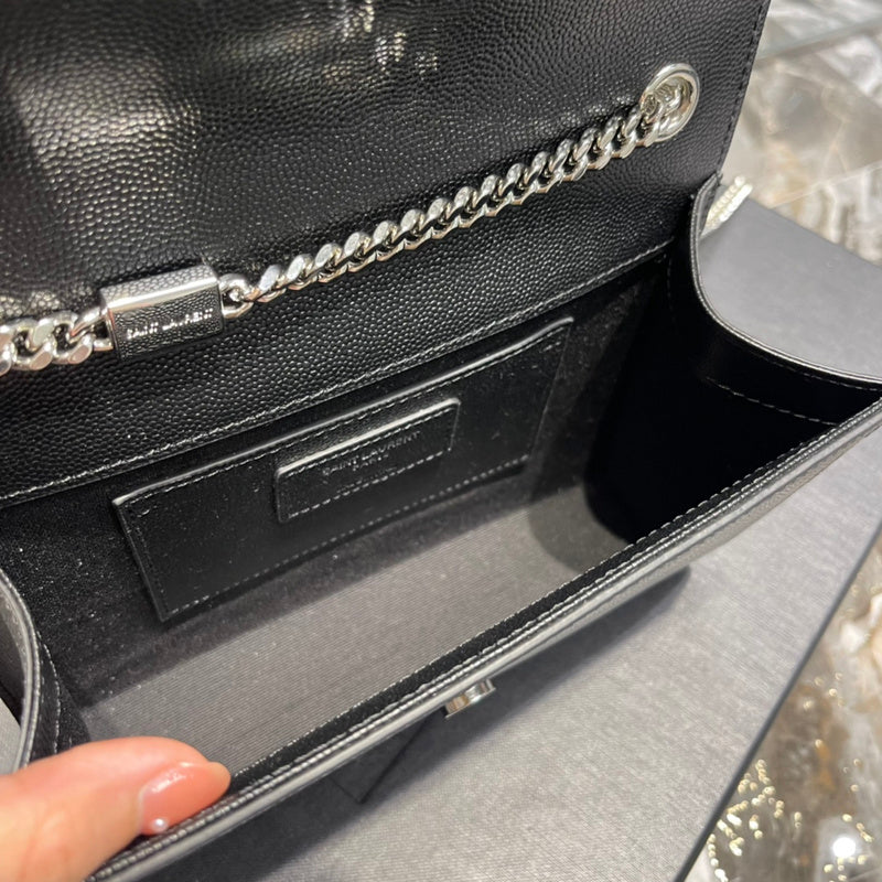 Luxurious Totes - Latest - 8522