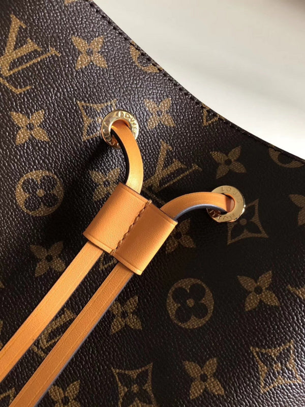 Luxurious Totes - Latest - 9750