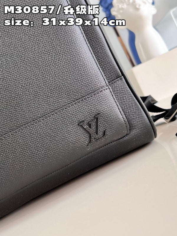 LOV - Luxurious Totes - 704